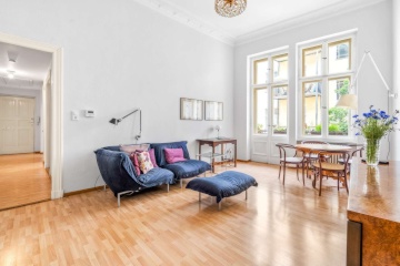 Schöne Wohnung mit Balkon am Viktoria-Luise-Platz