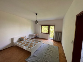 Möbliertes WG-Zimmer in Haus-WG