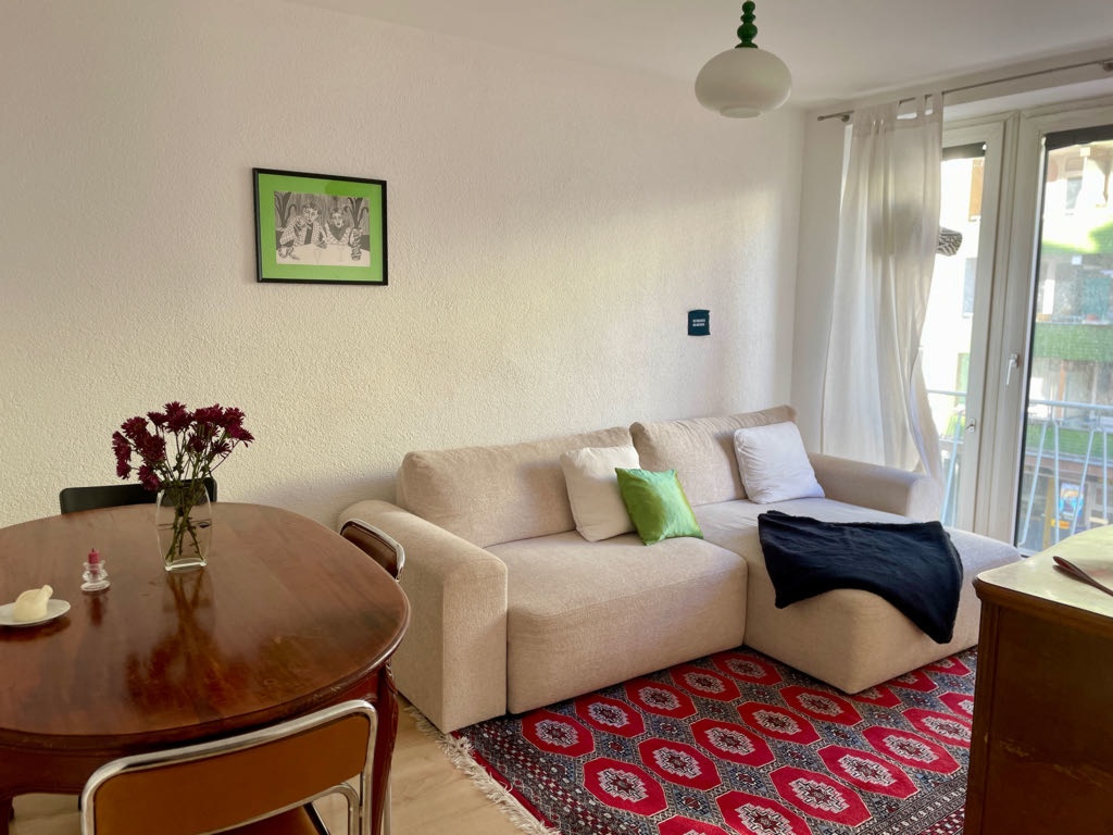 WG-Zimmer Innenstadt Allerheiligenstraße - Wohn- und Esszimmer