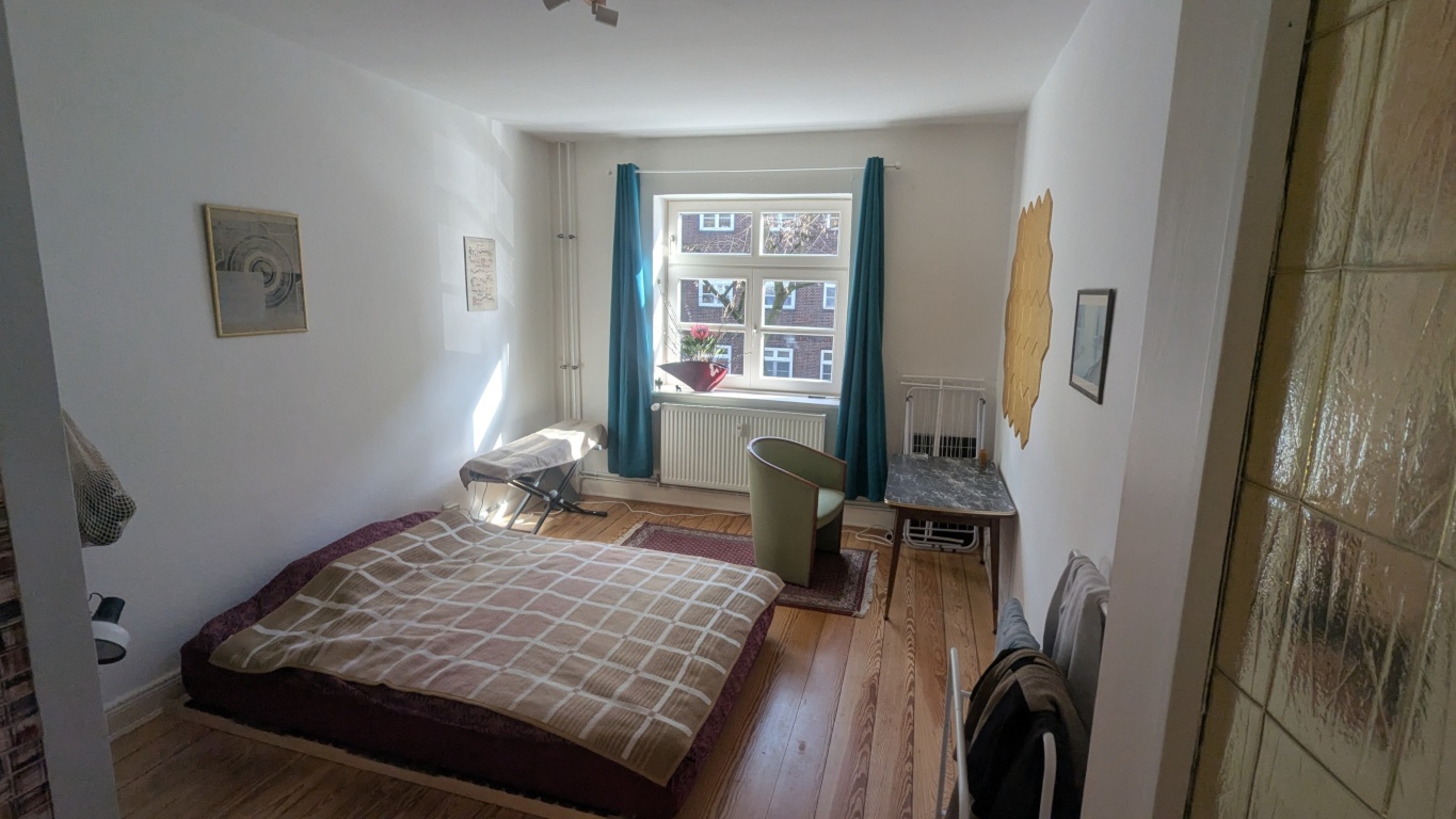Helle, charmante 2-Zimmer-Wohnung zur Zwischenmiete