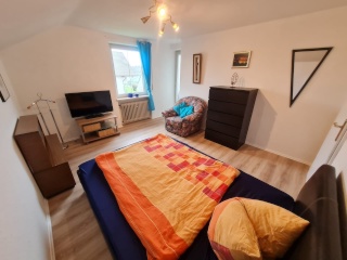 Neu renoviertes, möbliertes WG Zimmer in Ziemetshausen