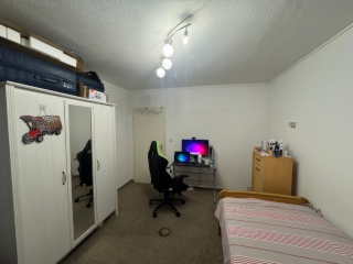 Ad image: Single Private Room in heart of Erlangen | Ein-Personen-Zimmer in einem 5-Personen-WG