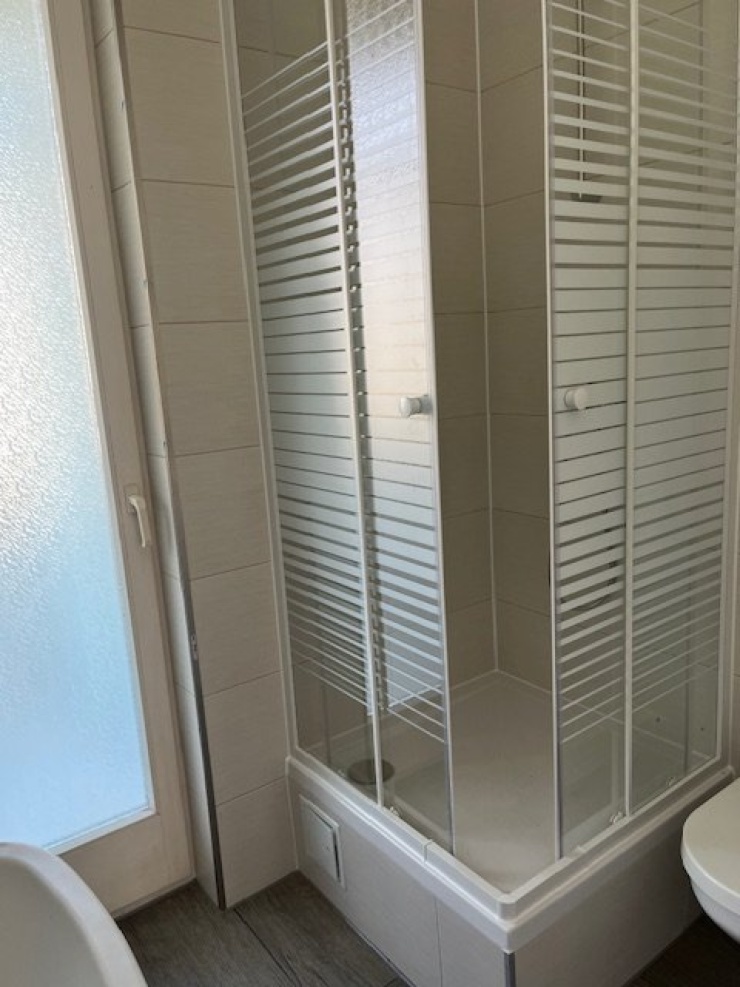 Schöne Altbau WG in der Wittenberger Straße 45