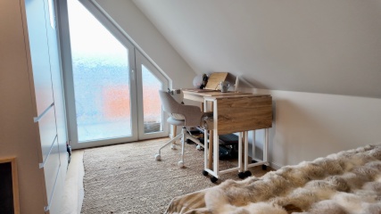 #Fürstenrieder193 - Mehr als nur 10 m2: Möbliertes WG-Zimmer mit 6 m2 Balkon in München-Sendling