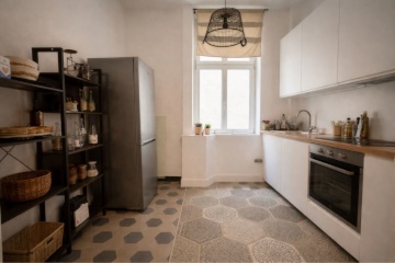 Ad image: All-ink / Großes Zimmer mit Altbau-Charme im beliebten Jungbusch