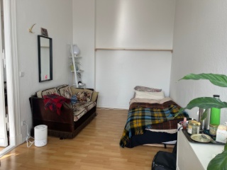 sunny room for April