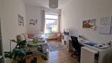 Großzügiges 20 m2 Zimmer im Altbau mit angenehmer Atmosphäre sucht Mitbewohni - Ecke Hagenring/Humboldtstraße - entspannte WG im Östlichen Ringgebiet