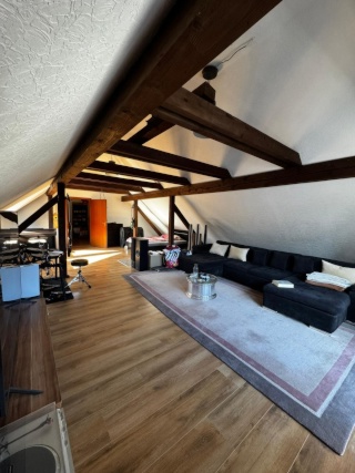 Anzeigenbild: WG - Zimmer Dachgeschoss