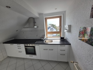 Imagen del anuncio: Kurzzeitmiete: Schöne Dachgeschosswohnung mit Balkon & tollem Weitblick