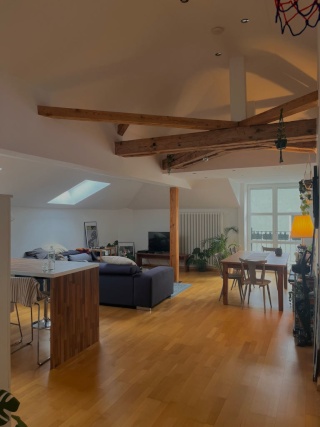 Schönes WG Zimmer in zentraler 3er WG