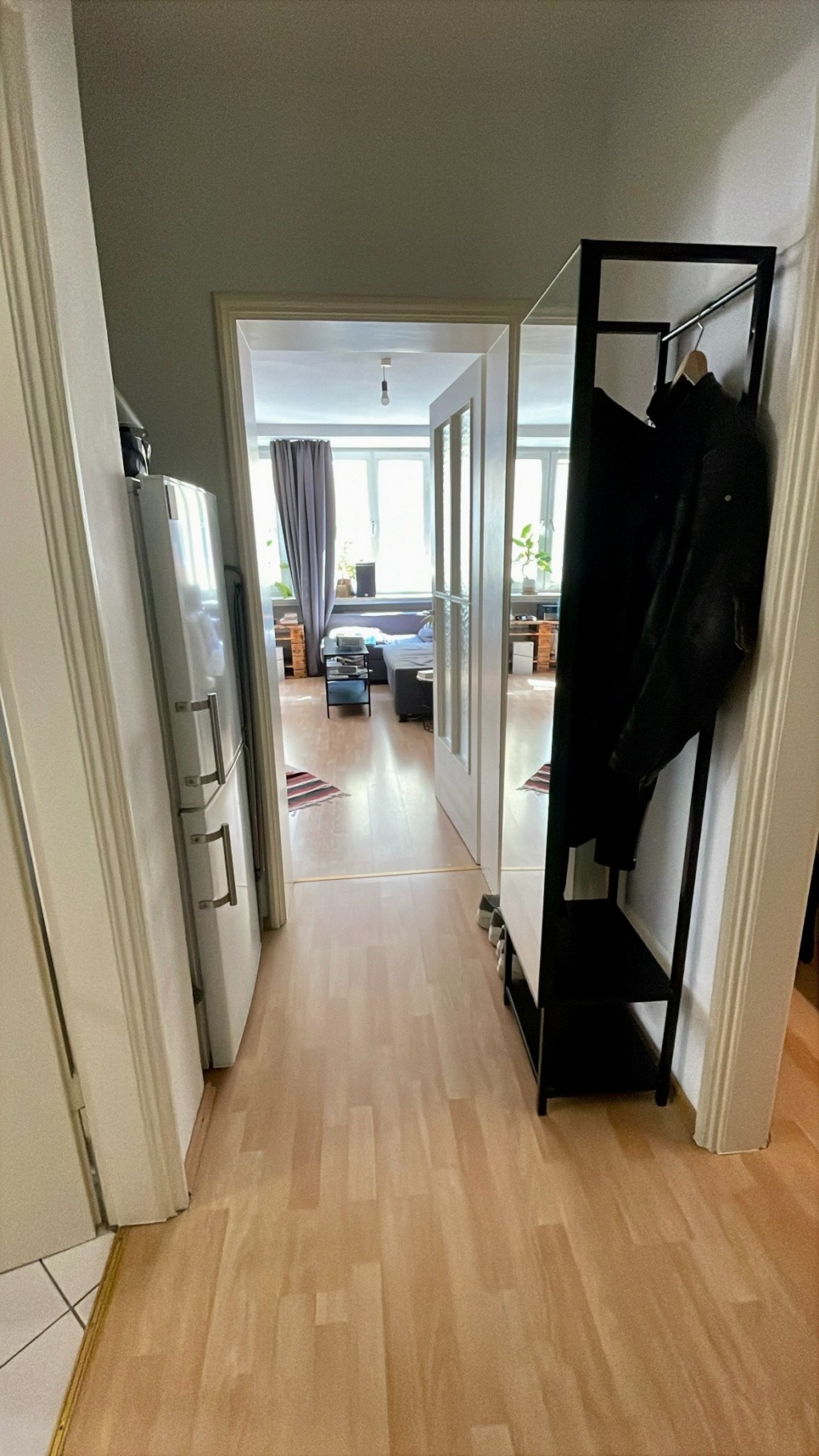 Möbliertes 1-Zimmer-Apartment in der Maxvorstadt – zentrale, ruhige Lage, top Anbindung – 80799 München Maxvorstadt – Vorschaubild 4