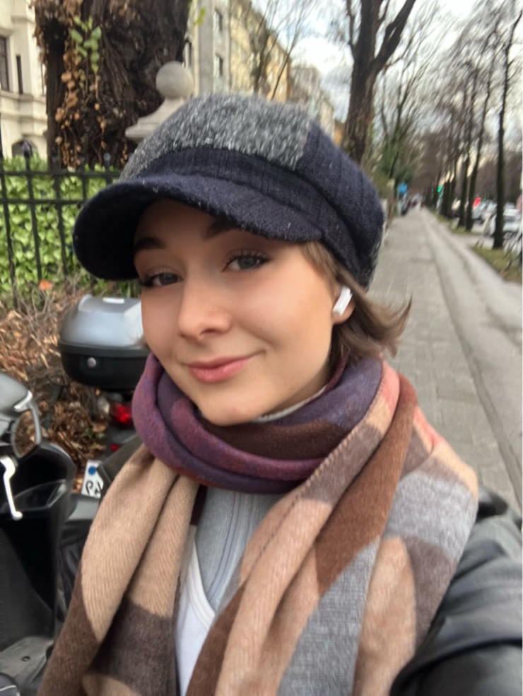 Ad image: suche nette Mitbewohnis und einen Raum zum schlafen