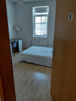 Ad image: Zimmer in 5er Mädels WG