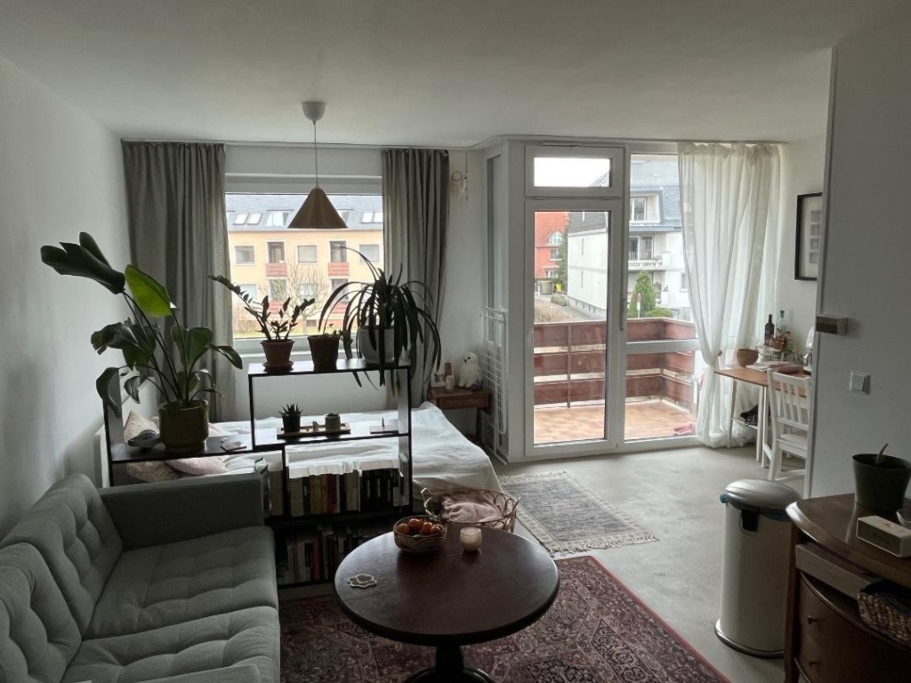 Apartment for Young Professionals in Berlin - fully furnished - available in Oct,/Nov. 2026