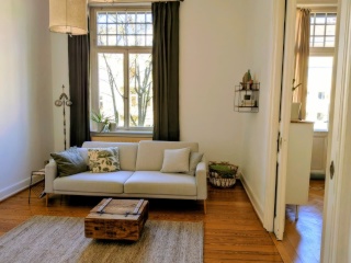 Zwischenmiete: Möblierte 3-Zimmer-Wohnung in Wiesbaden-Rheingauviertel - Juni bis Dezember 2026  // Temporary Sublet: Furnished 3-Room Apartment in Wiesbaden-Rheingauviertel – June to December 2026
