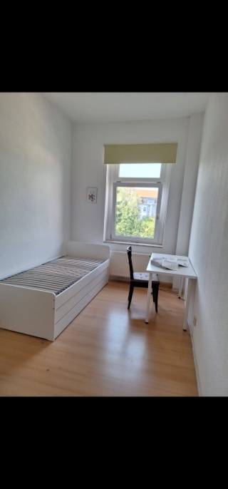 Anzeigenbild: teilmöbliertes WG-Zimmer in Uninähe
