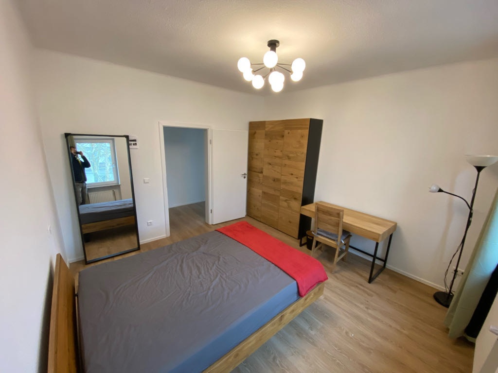 WG-Zimmer Feuerbach Kapfenburgstraße 48 - Bild 2