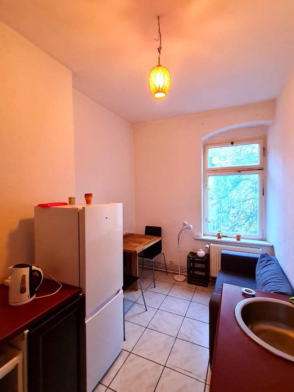 Sunny, calm & bright top floor 1-Room-Apartment in Friedrichshain / Sonnige, ruhige und geräumige 1-Zimmer-Wohnung in Friedshain – Ebertystraße 50, 10249 Berlin Friedrichshain-Kreuzberg – Vorschaubild 10