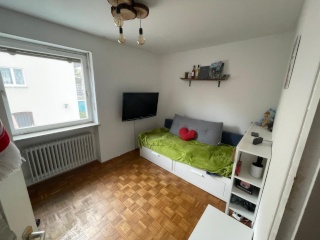 Imagen del anuncio: Zur Miete ab Mai 2026- Schönes Zimmer in zentraler WG wartet auf dich