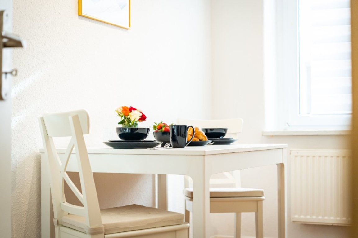 Voll möblierte 1-Zimmer Wohnung für 2 Personen – 39112 Magdeburg Sudenburg – Vorschaubild 4