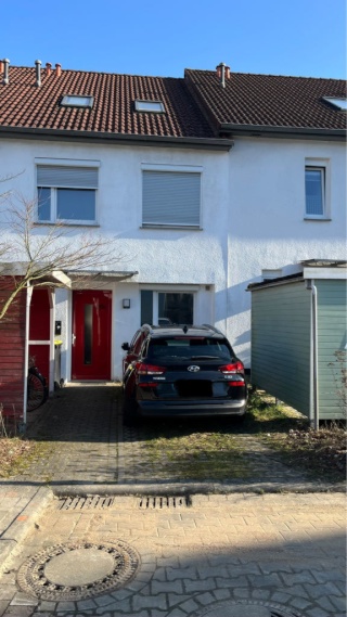 Anzeigenbild: Helles und gemütliches Zimmer in entspannter WG mit Garten