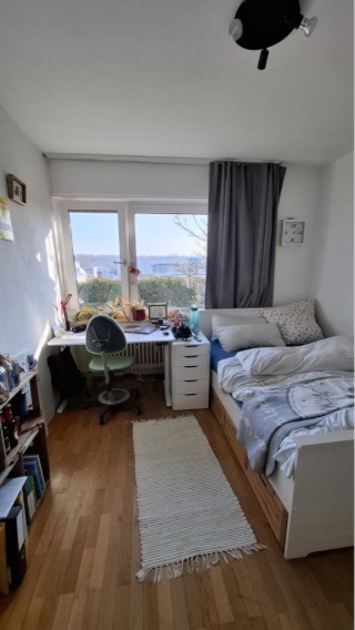 Ad image: Helles Zimme in 3er WG (Frau gesucht)