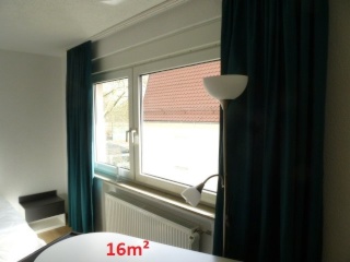 Anzeigenbild: Möbliertes WG Zimmer in 4er WG  16 m 2 , warm all incl, sofort frei