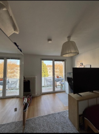Anzeigenbild: WG-Zimmer mit Balkon in Lindenthal
