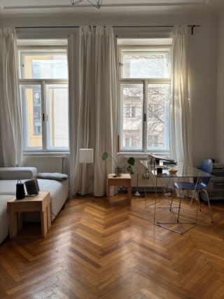 Shared room with balcony, 24 m², Josefstadt, Josefstadt