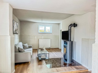 Imagen del anuncio: Wohnen mit Flair: Souterrain Wohnung mit Kamin