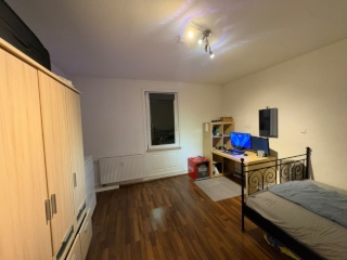 Anzeigenbild: Kernsaniertes Zimmer, inkl. Internet