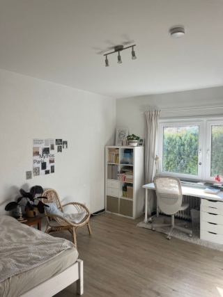 Imagen del anuncio: WG-Zimmer in sehr großzügigen WG-Haus * hell, gemütlich & mit Traumaussicht und tollen Mitbewohnern