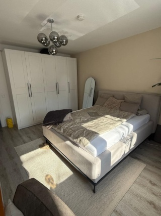 Anzeigenbild: Schönes 18qm Zimmer in einer 3er WG in Flingern