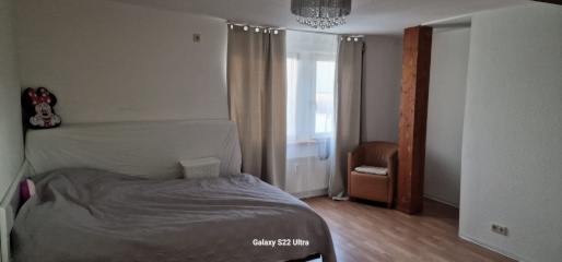 Anzeigenbild: 101qm Wohung in der Altstadt (3 Zimmer, 1 Wohnzimmer, Küche, 1 Bad)