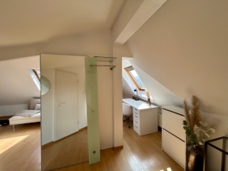 Helle ca. 50 m2 Wohnung zur Nachmiete, Mobelübernahme