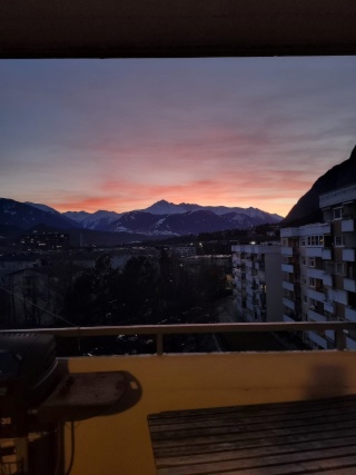 Anzeigenbild: WG Zimmer mit Balkonzugang Aug-Okt.2026