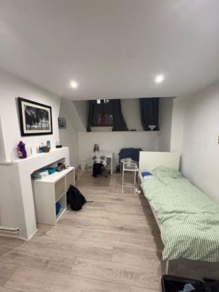 Ad image: Room in the Heart of the European Quarter!