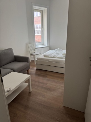 Anzeigenbild: Voll möbliertes WG-Zimmer – Erstbezug in Harburg