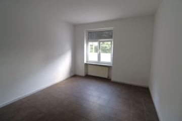 Ad image: 1,5 Zimmer EG Wohnung | 49 m2 | hohe Decken | Nähe Hbf | ruhig & gepflegt | ab Sofort