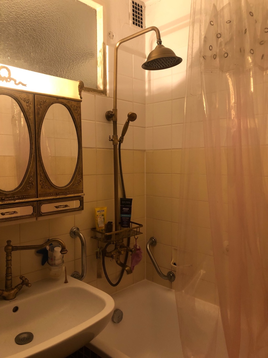 cosy, golden & furnished apartment (WOMEN ONLY!) – Mariannenplatz xx, 10997 Berlin Kreuzberg – Vorschaubild 10