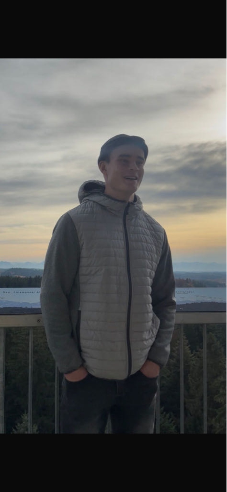 Imagen del anuncio: suche Unterkunft für vier angehende Handwerksmeister