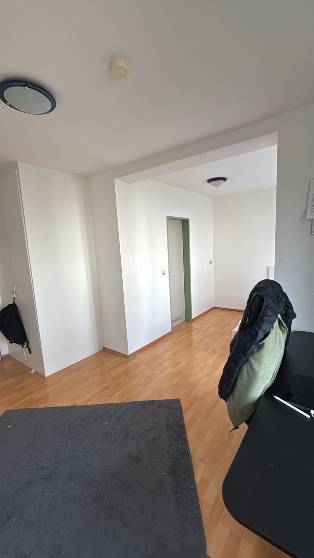 Habitación en WG Südstadt Lotzestraße 44 - Tür zum Bad