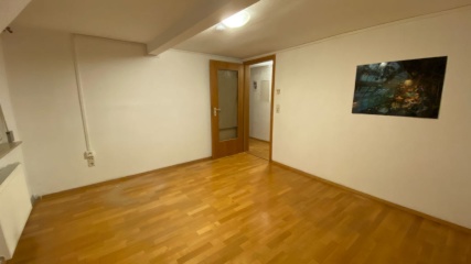 Anzeigenbild: 2 Zimmer (12,67 m2 + 12,77 m2) in Bahnhofsnähe