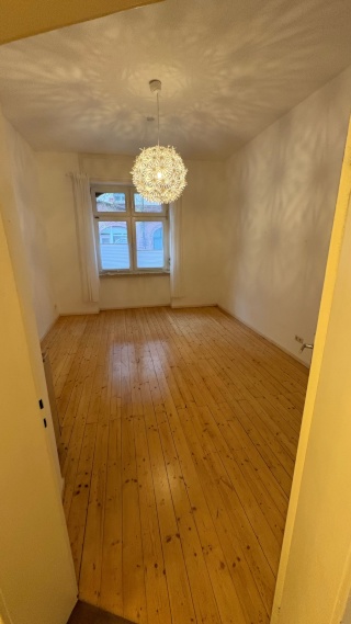 Anzeigenbild: Wundervolles Zimmer in einer  Altbauwohnung