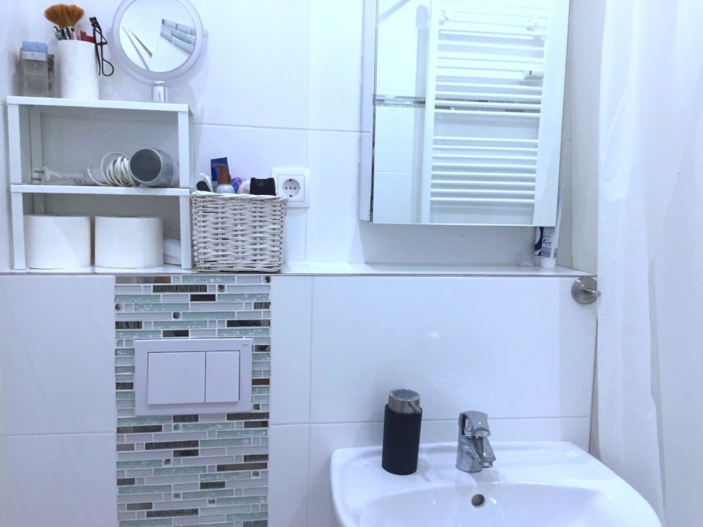 Habitación en WG Charlottenburg-Wilmersdorf Jenaer Straße - Bathroom
