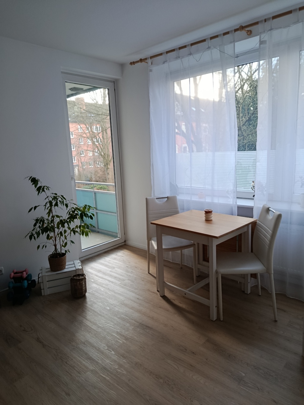 Schönes und gemütliches WG-Zimmer in ruhiger Lage als Zwischenmiete zu vermieten – Wichernsweg, 20537 Hamburg Hamm-Mitte – Vorschaubild 3