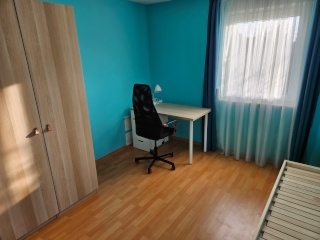 Imagen del anuncio: Vollmöbliertes Zimmer (15m2) in 5er-WG (150m2)