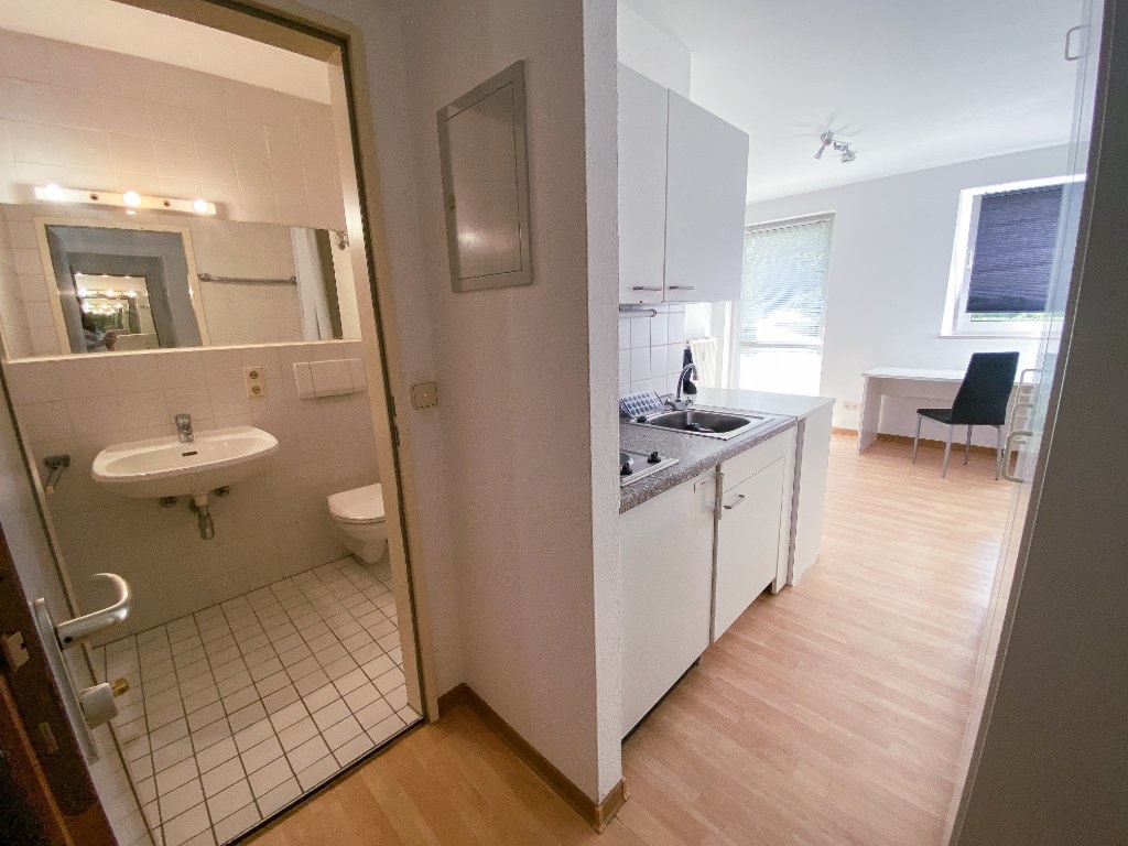 Möbliertes Apartment für Studenten oder Alleinstehende – 93053 Regensburg Galgenberg – Vorschaubild 7