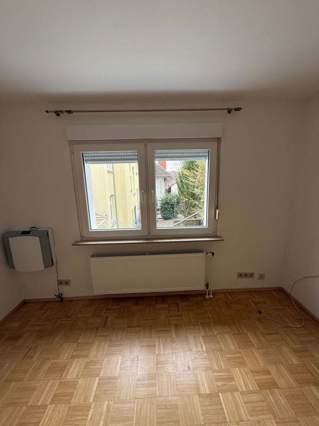 Kleines Apartment – Hirtenstrasse, 65193 Wiesbaden Sonnenberg – Vorschaubild 2