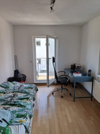 Imagen del anuncio: Schönes Zimmer mit Balkon und guter Lage